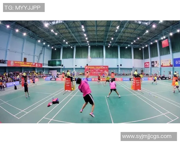 重庆羽毛球队在杯赛中的实力展现与未来发展潜力分析