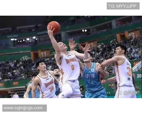 南京篮球队与成都篮球队赛后分析实力对比与战术探讨